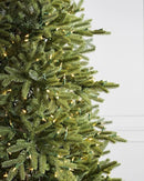 Árvore de Natal Silverado Slim com Galhos Articulados, Suporte Metálico e Micro LEDs Embutidos